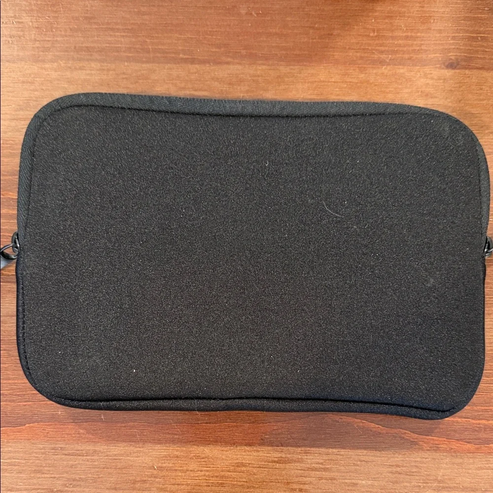BNNU Belkin Padded Zipper Sleeve Case for Tablet / Small Laptop – Black